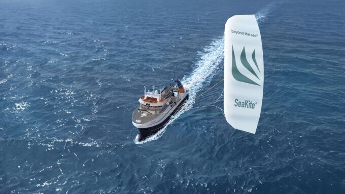 BTS-FISHBOAT-SEA-KITE-maquette-6-2-680x383